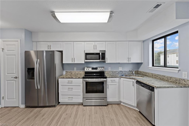 Photo 3 of 23 residential for sale in Norfolk virginia Photo 3 of 23 residential for sale in Norfolk virginia