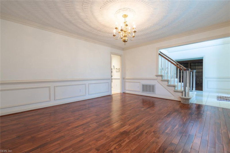 Photo 23 of 49 residential for sale in Chesapeake virginia