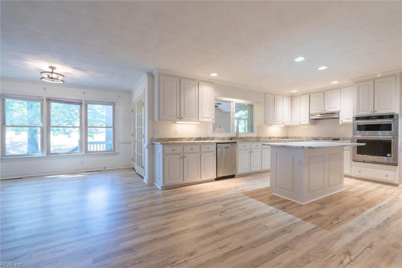 Photo 26 of 49 residential for sale in Chesapeake virginia