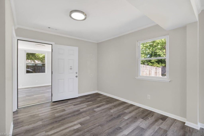 Photo 11 of 35 residential for sale in Newport News virginia