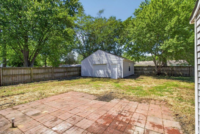 Photo 31 of 35 residential for sale in Newport News virginia