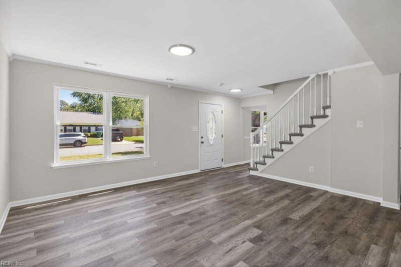 Photo 7 of 35 residential for sale in Newport News virginia