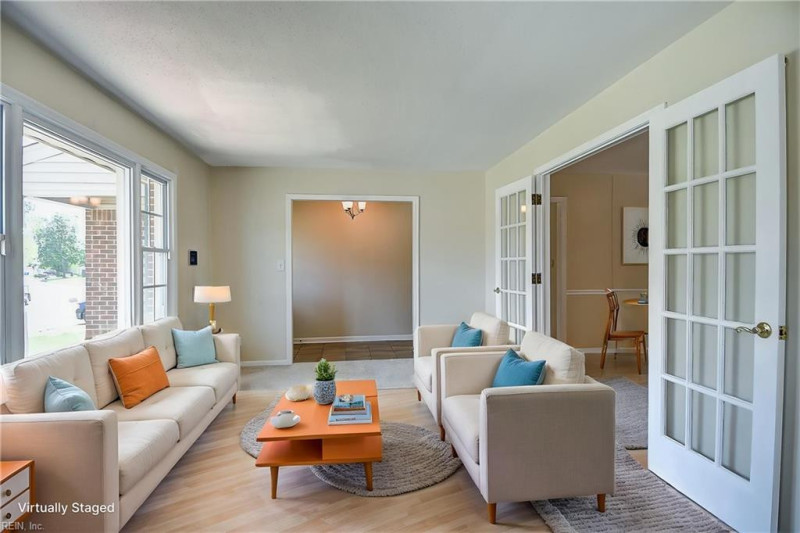 Photo 4 of 45 residential for sale in Virginia Beach virginia