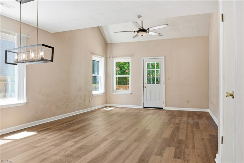 Photo 6 of 25 residential for sale in Suffolk virginia Photo 6 of 25 residential for sale in Suffolk virginia