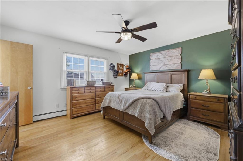 Photo 14 of 24 residential for sale in Virginia Beach virginia