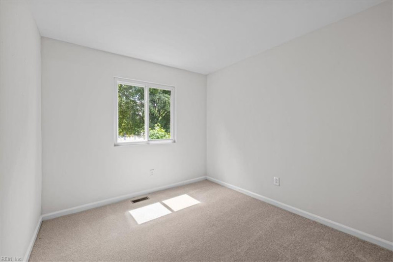 Photo 25 of 35 residential for sale in Virginia Beach virginia