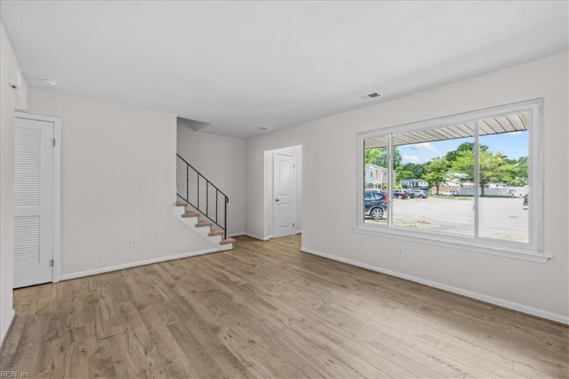 Photo 6 of 35 residential for sale in Virginia Beach virginia