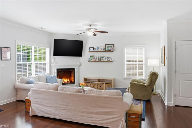 Photo 11 of 26 residential for sale in Norfolk virginia