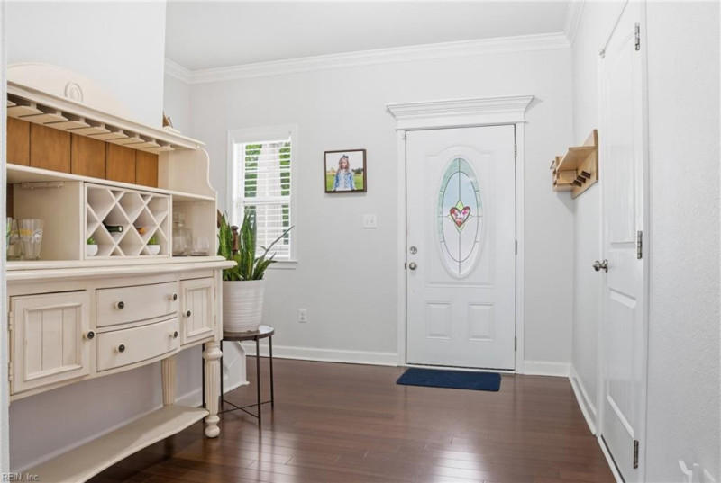 Photo 4 of 26 residential for sale in Norfolk virginia