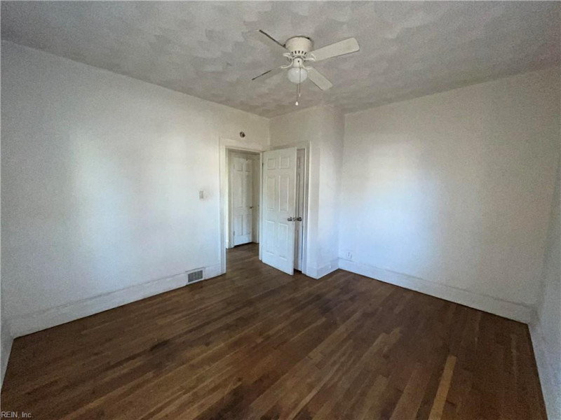 Photo 14 of 23 residential for sale in Portsmouth virginia Photo 14 of 23 residential for sale in Portsmouth virginia