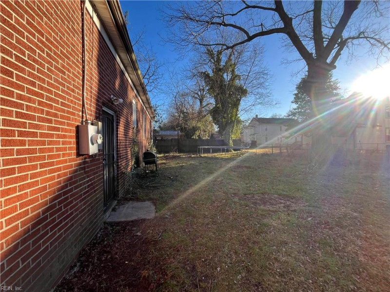 Photo 18 of 23 residential for sale in Portsmouth virginia Photo 18 of 23 residential for sale in Portsmouth virginia