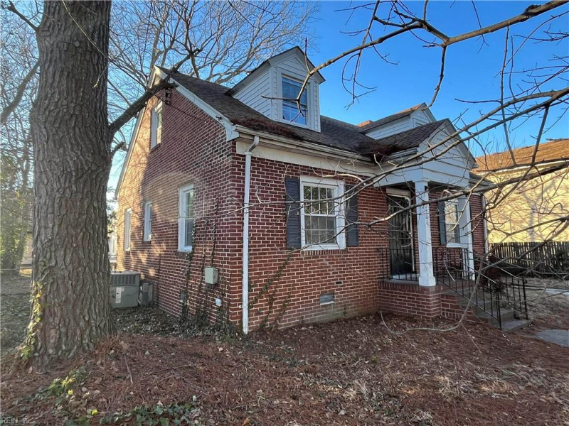Photo 19 of 23 residential for sale in Portsmouth virginia Photo 19 of 23 residential for sale in Portsmouth virginia