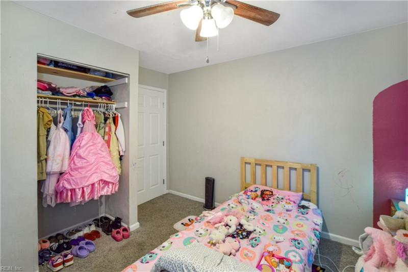 Photo 12 of 23 residential for sale in Portsmouth virginia