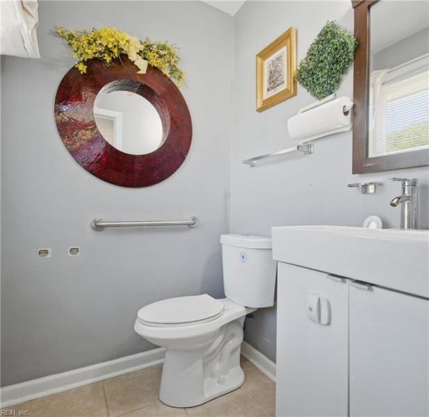 Photo 18 of 34 residential for sale in Virginia Beach virginia