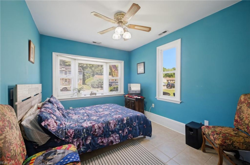 Photo 19 of 34 residential for sale in Virginia Beach virginia