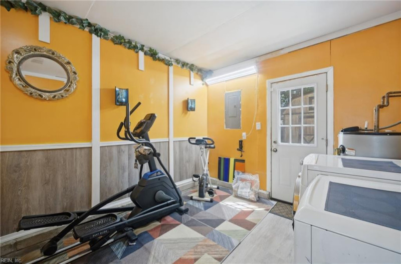 Photo 22 of 34 residential for sale in Virginia Beach virginia