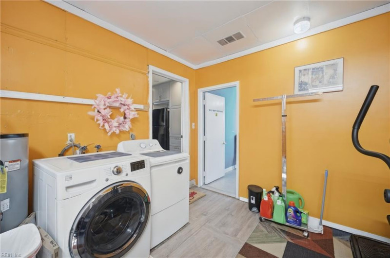 Photo 23 of 34 residential for sale in Virginia Beach virginia
