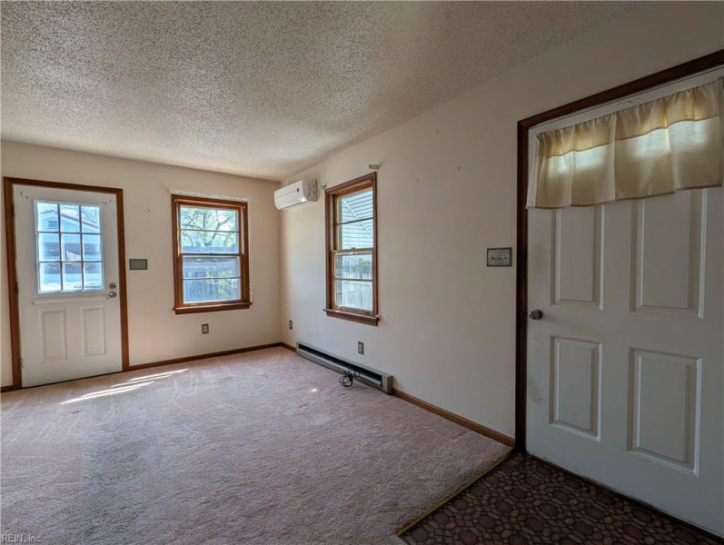 Photo 30 of 32 residential for sale in Chesapeake virginia Photo 30 of 32 residential for sale in Chesapeake virginia
