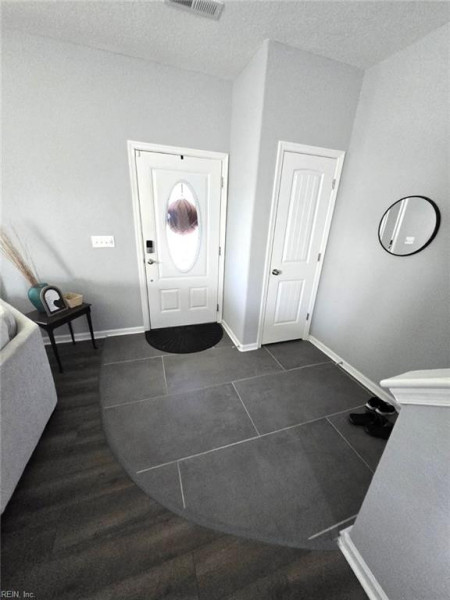 Photo 2 of 16 residential for sale in Suffolk virginia