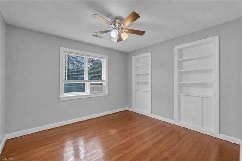Photo 16 of 32 residential for sale in Norfolk virginia Photo 16 of 32 residential for sale in Norfolk virginia