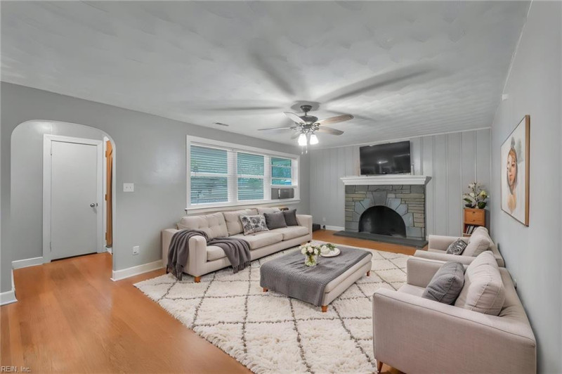 Photo 3 of 32 residential for sale in Norfolk virginia Photo 3 of 32 residential for sale in Norfolk virginia