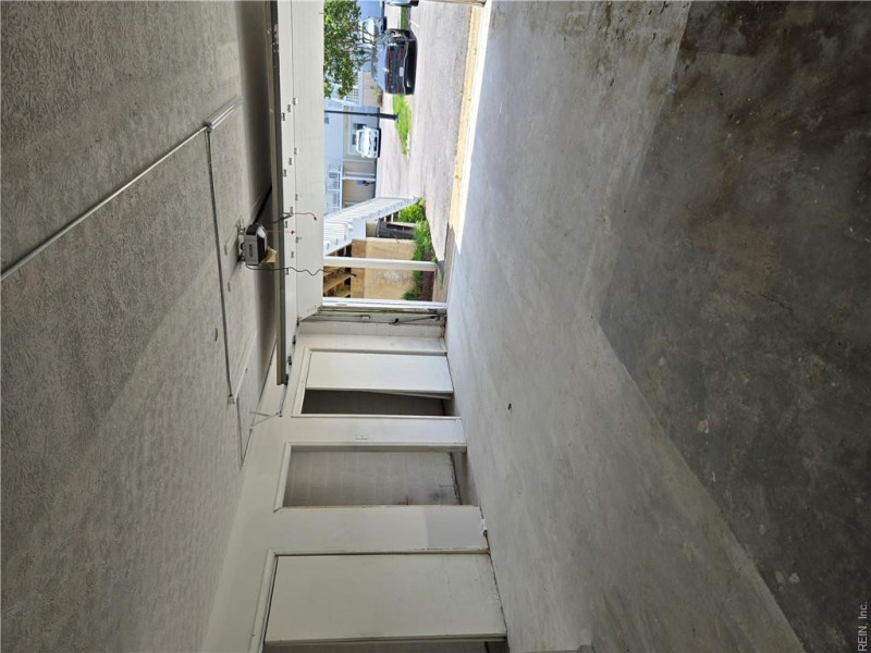 Photo 17 of 20 residential for sale in Hampton virginia