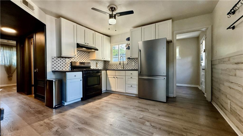 Photo 10 of 45 residential for sale in Virginia Beach virginia Photo 10 of 45 residential for sale in Virginia Beach virginia