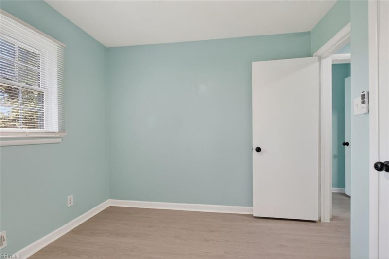Photo 17 of 30 residential for sale in Virginia Beach virginia