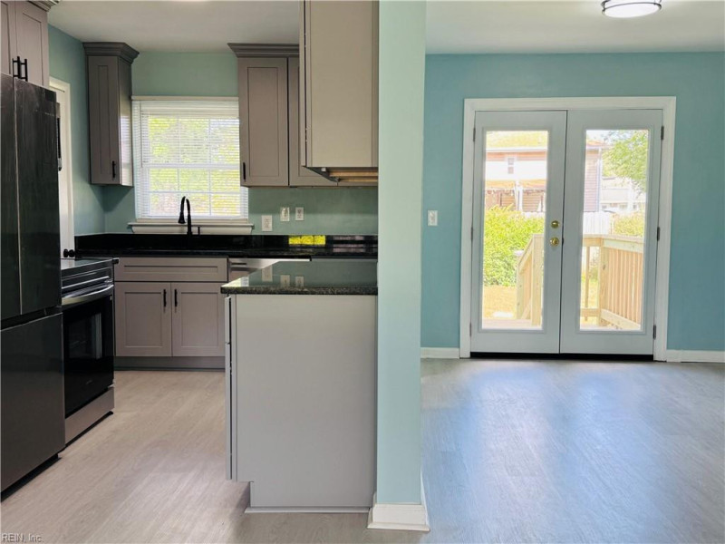 Photo 24 of 30 residential for sale in Virginia Beach virginia