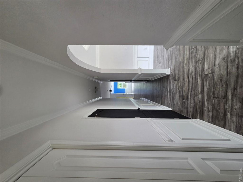 Photo 3 of 43 residential for sale in Hampton virginia
