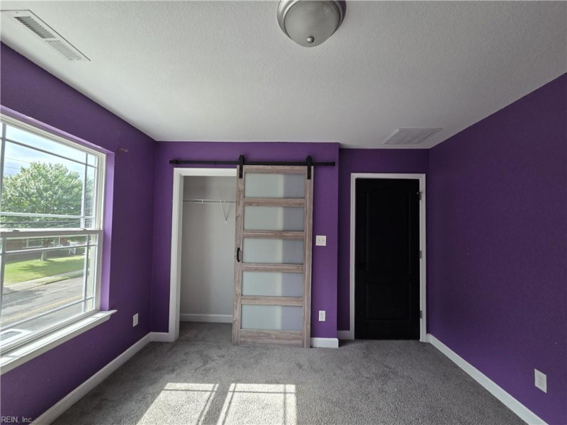 Photo 33 of 43 residential for sale in Hampton virginia