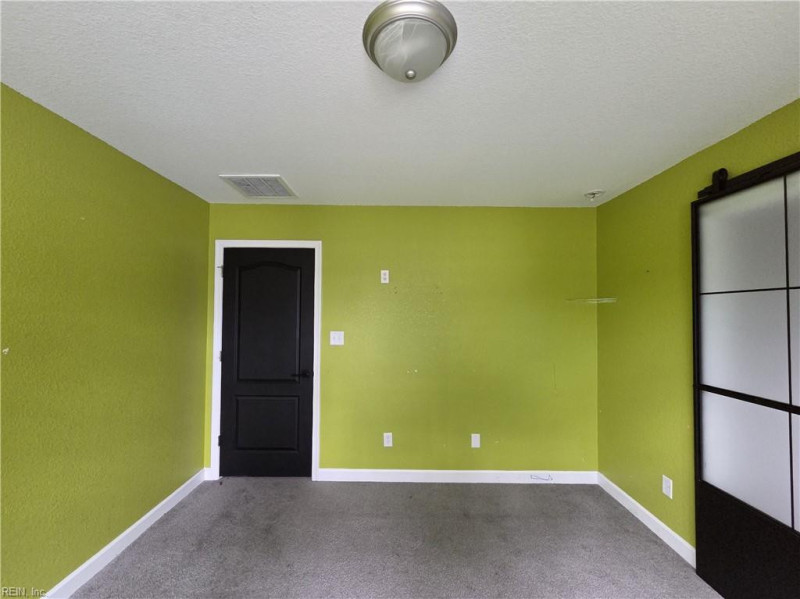 Photo 38 of 43 residential for sale in Hampton virginia