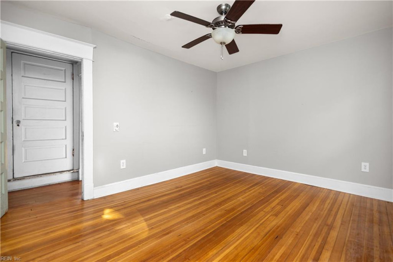 Photo 37 of 46 residential for sale in Norfolk virginia Photo 37 of 46 residential for sale in Norfolk virginia