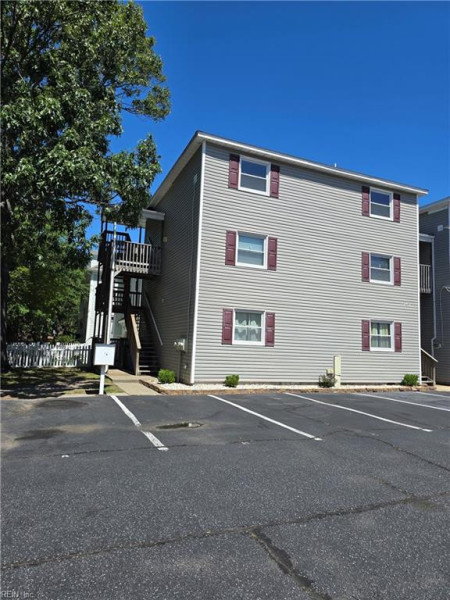Photo 4 of 19 residential for sale in Norfolk virginia Photo 4 of 19 residential for sale in Norfolk virginia