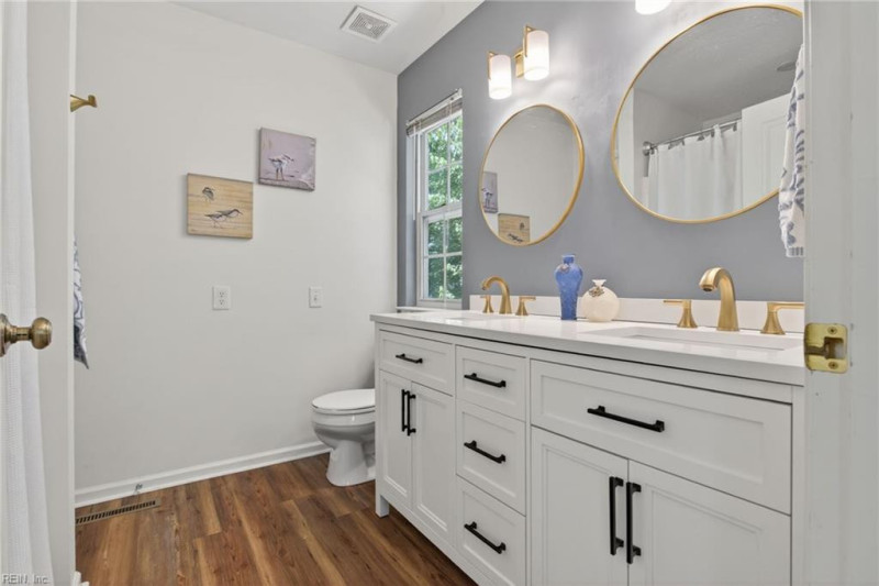 Photo 29 of 34 residential for sale in Virginia Beach virginia