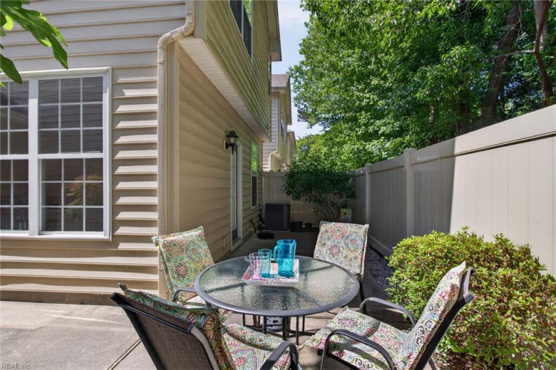 Photo 31 of 34 residential for sale in Virginia Beach virginia
