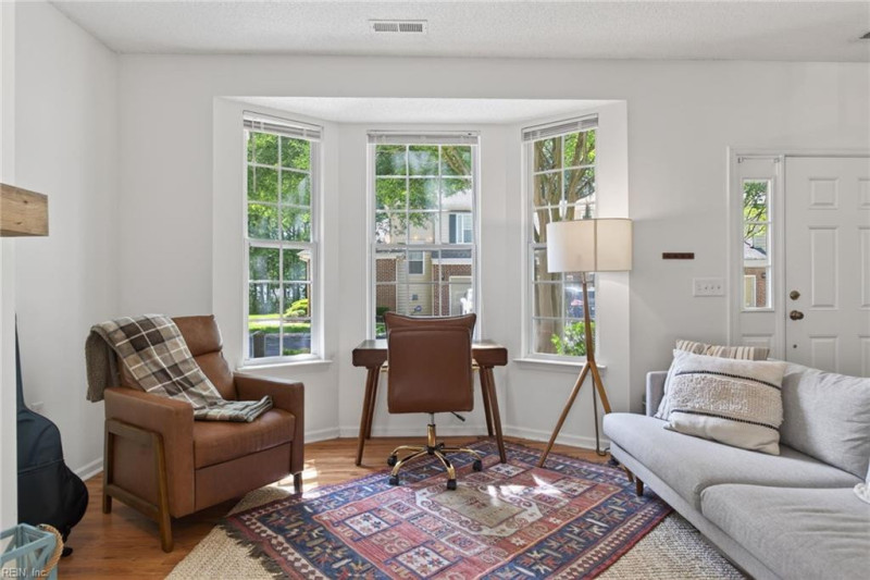 Photo 6 of 34 residential for sale in Virginia Beach virginia