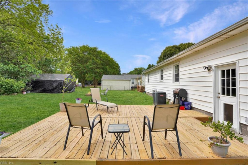 Photo 6 of 39 residential for sale in Norfolk virginia