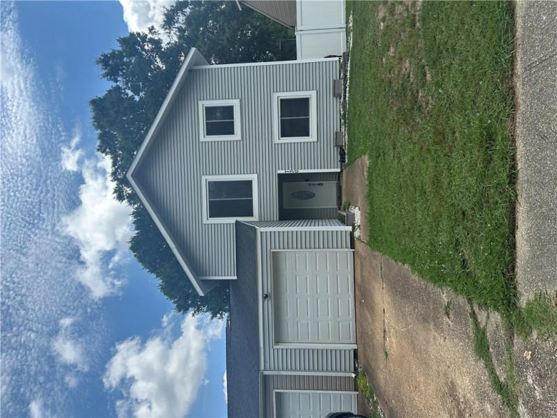 Photo 3 of 28 residential for sale in Virginia Beach virginia
