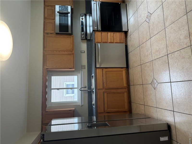 Photo 7 of 28 residential for sale in Virginia Beach virginia