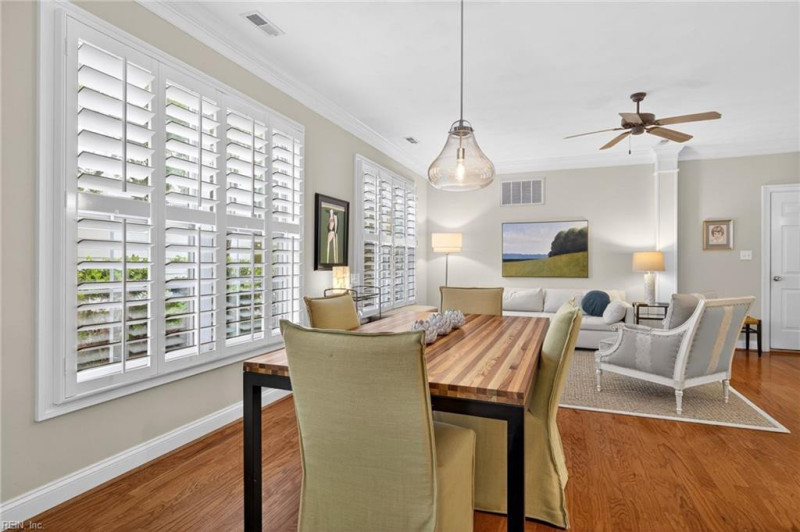Photo 12 of 44 residential for sale in Virginia Beach virginia