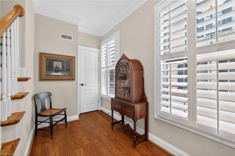 Photo 18 of 44 residential for sale in Virginia Beach virginia