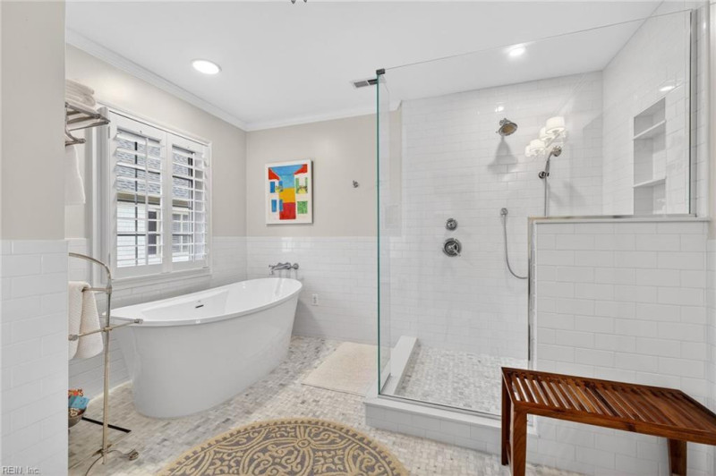 Photo 33 of 44 residential for sale in Virginia Beach virginia