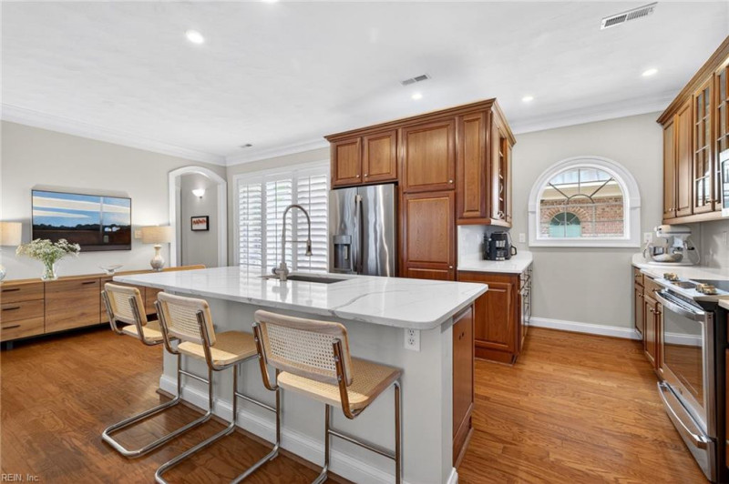 Photo 6 of 44 residential for sale in Virginia Beach virginia