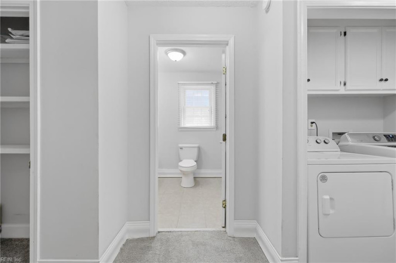 Photo 13 of 36 residential for sale in Chesapeake virginia