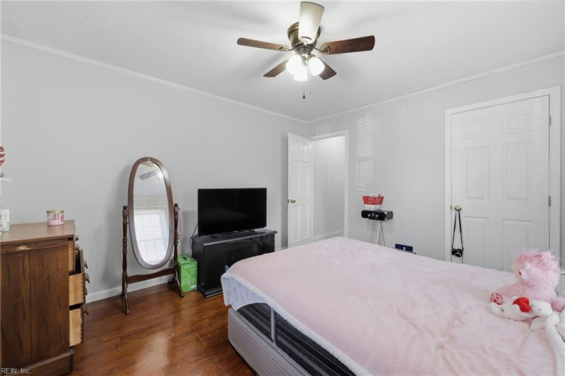 Photo 31 of 36 residential for sale in Chesapeake virginia
