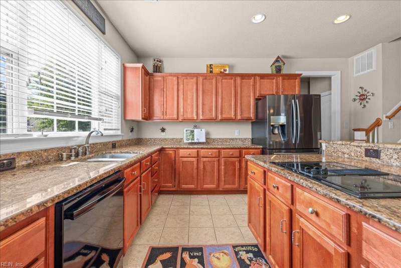 Photo 17 of 50 residential for sale in Virginia Beach virginia