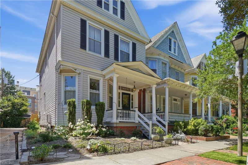 Photo 1 of 47 residential for sale in Norfolk virginia