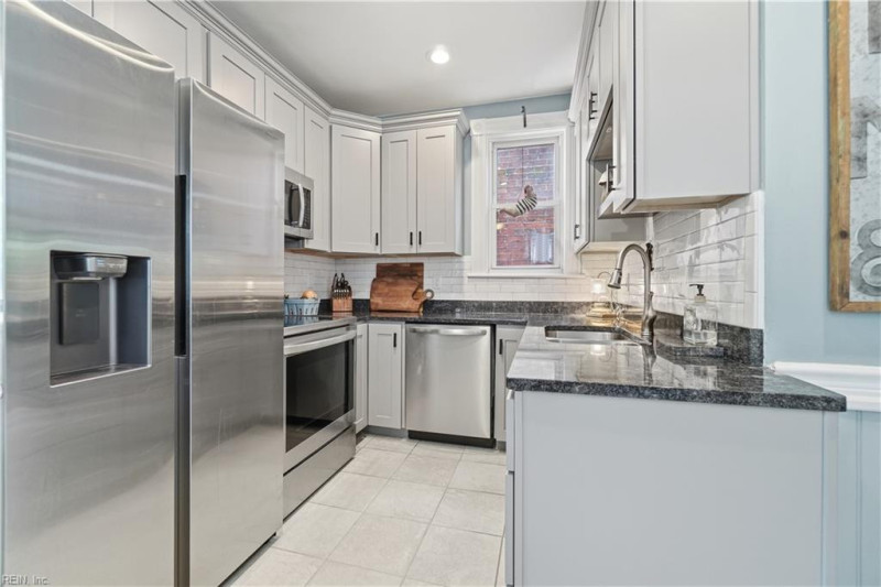 Photo 15 of 47 residential for sale in Norfolk virginia