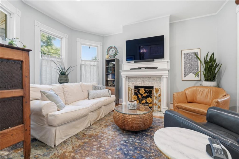 Photo 6 of 47 residential for sale in Norfolk virginia